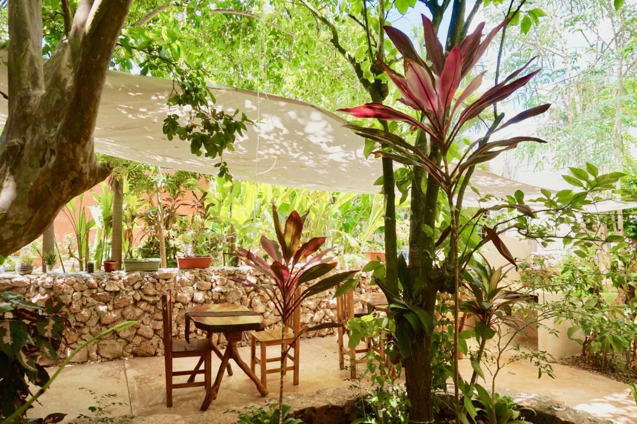 Отель Casa Valentina Boutique Вальядолид Экстерьер фото
